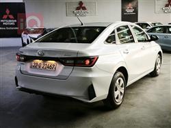 تويوتا يارس